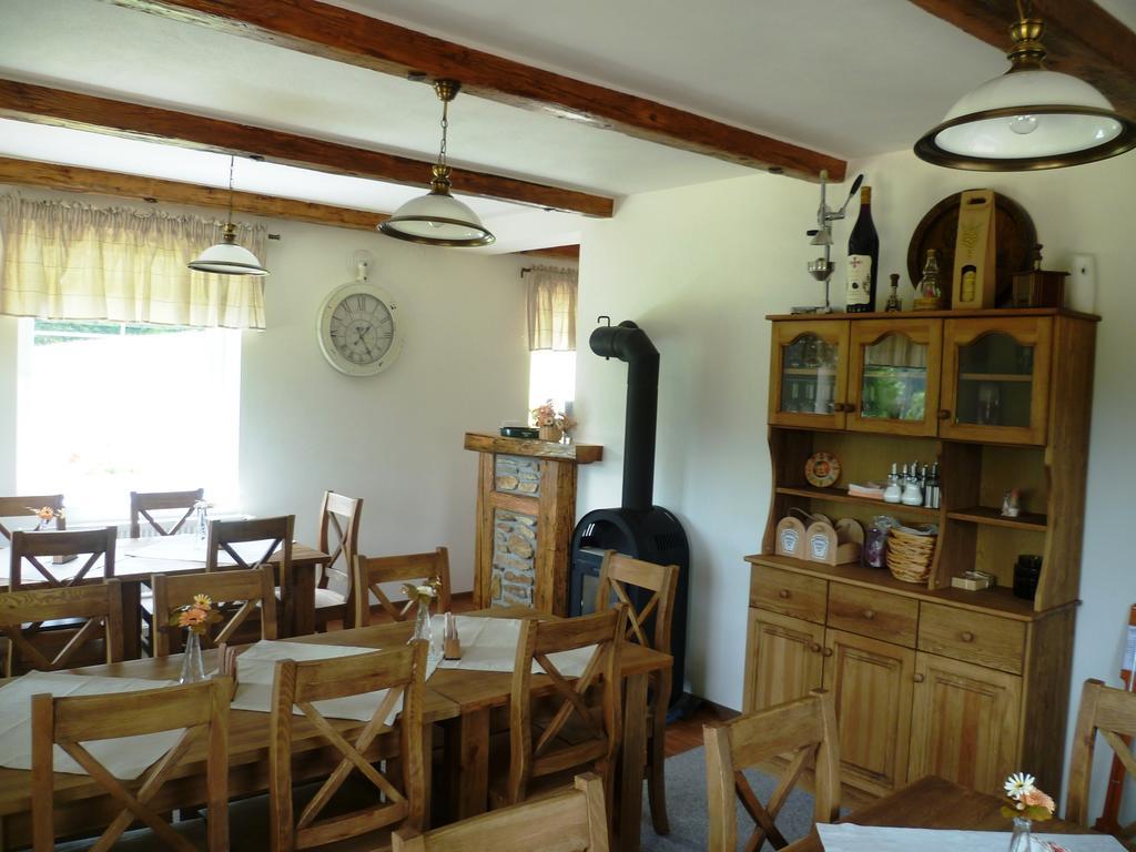 Na Planyrce Hotell Paseky nad Jizerou Exteriör bild